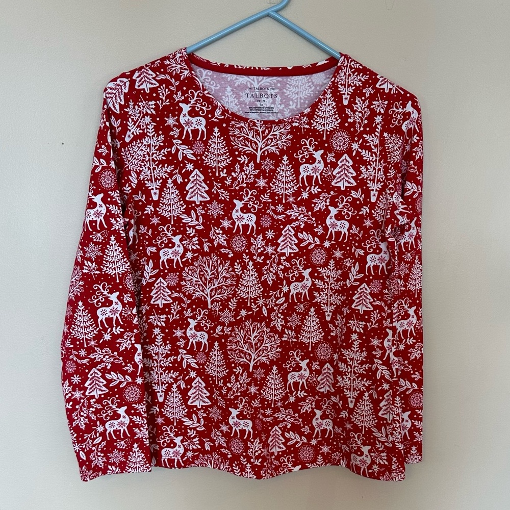 The Talbots teered and white Long Sleeve Crew Neck Christmas Patterned